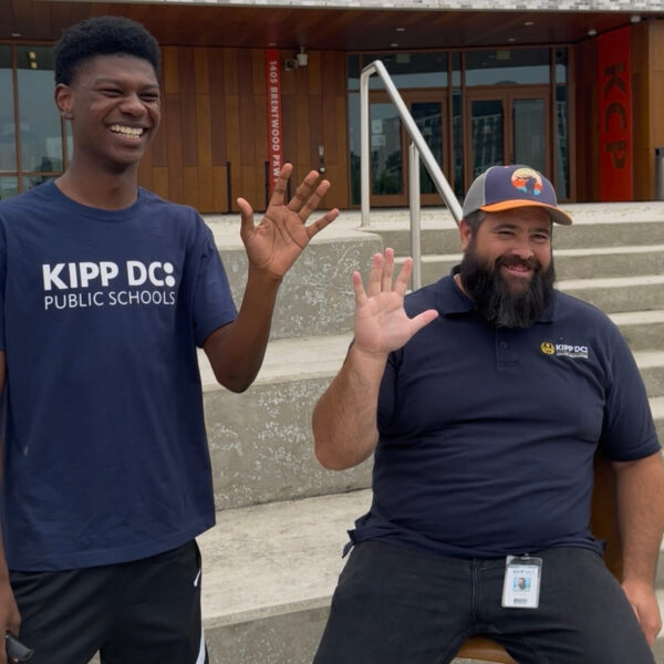 Photo of DaJaun and Chris Gleditsch during beard shaving